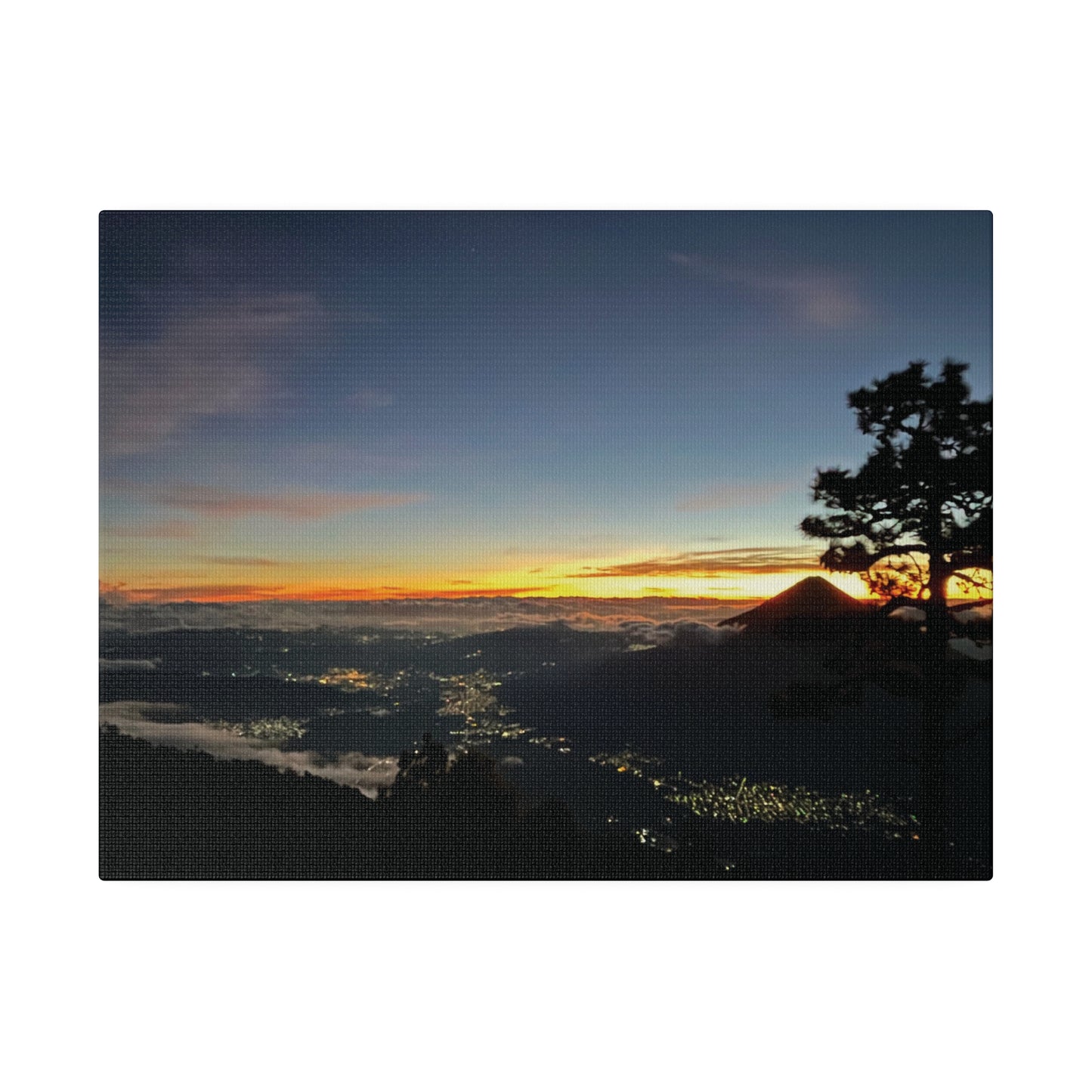 Volcán Acatenango - Matte Canvas Print and Wall Art, 0.75"
