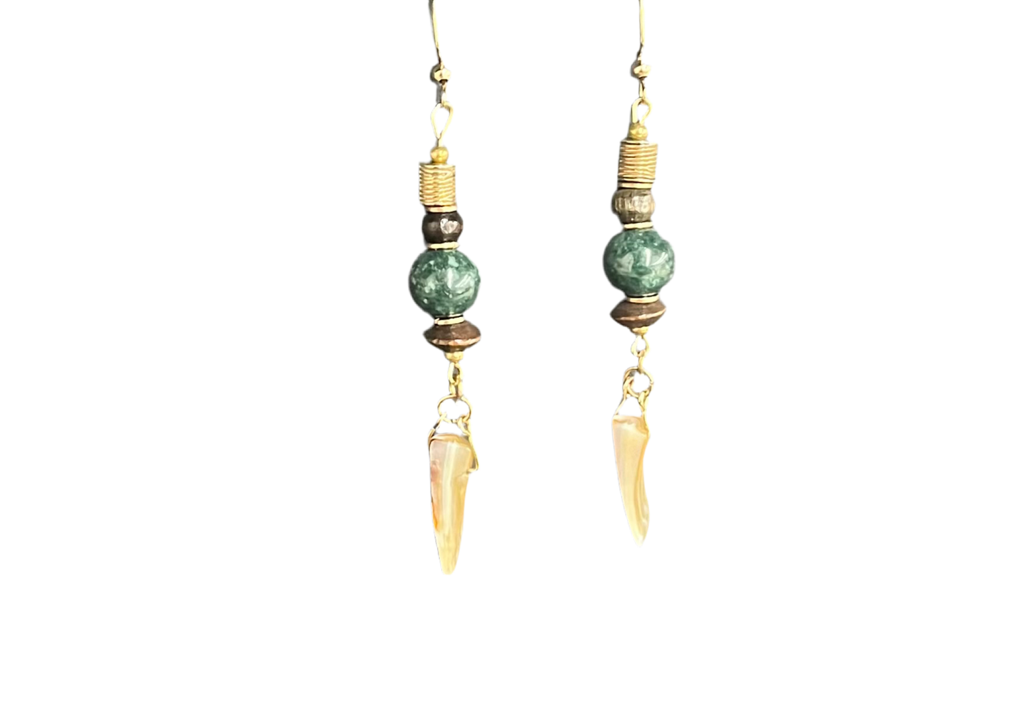 Drop Earrings made of Jade and Shells