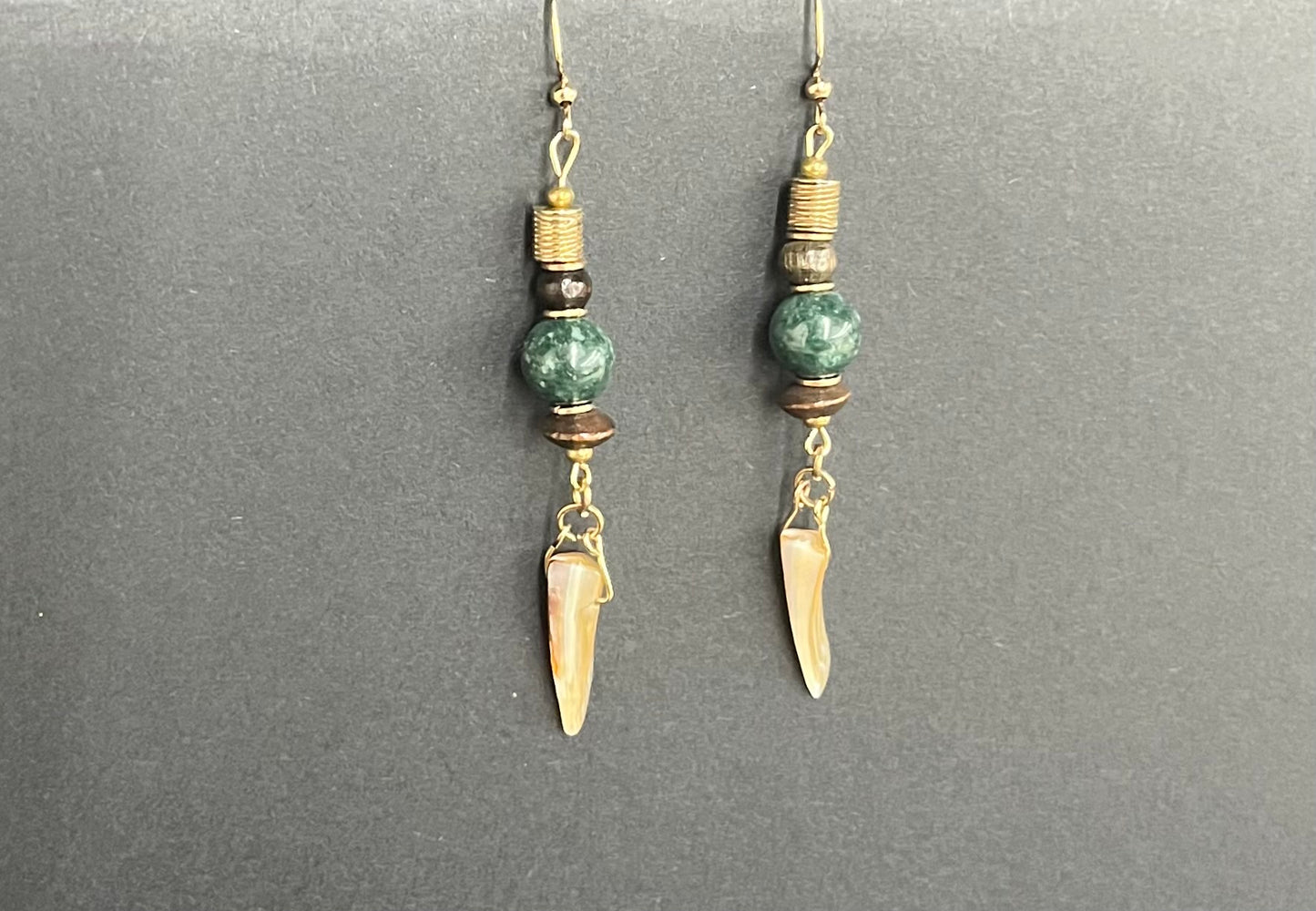 Drop Earrings made of Jade and Shells